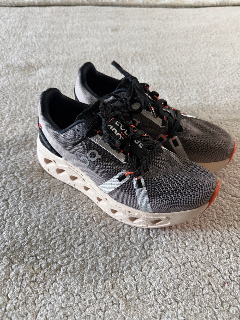 On Running Women's Cloudeclipse Grey Athletic Shoes with Cream Midsole Size 8